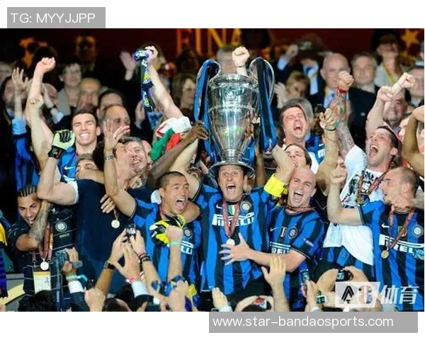 广州足球队在耐力欧冠足球赛场上的拼搏与荣耀分析 广州足球队在耐力欧冠足球赛场上的拼搏与荣耀分析