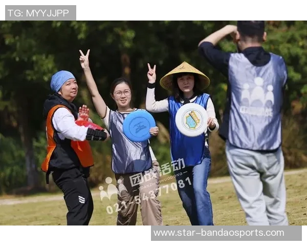 西安飞盘队与武汉飞盘队赛后复盘探讨灵活性体育的战术与技巧 西安飞盘队与武汉飞盘队赛后复盘探讨灵活性体育的战术与技巧